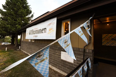 Bavarian flags beside the clubhouse welcome sign
